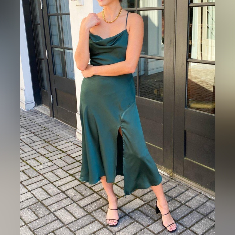 Astr the label Gaia emerald green dress L